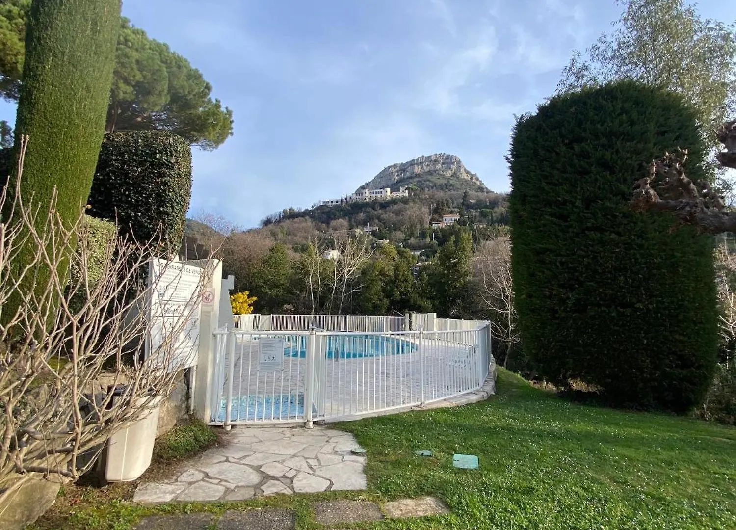 Charmant 2 Pieces Parc Piscine Vence Apartment
